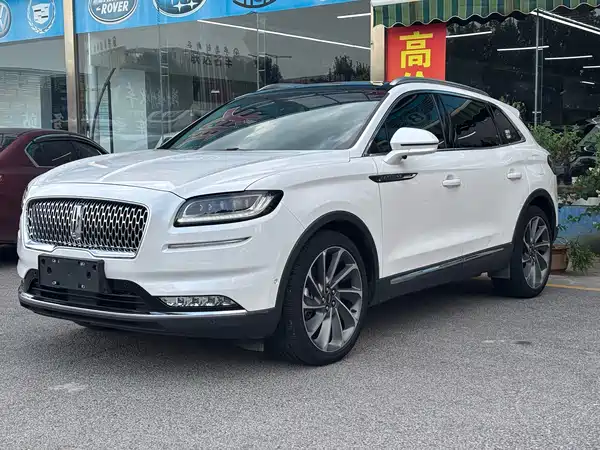 Lincoln Nautilus 2022