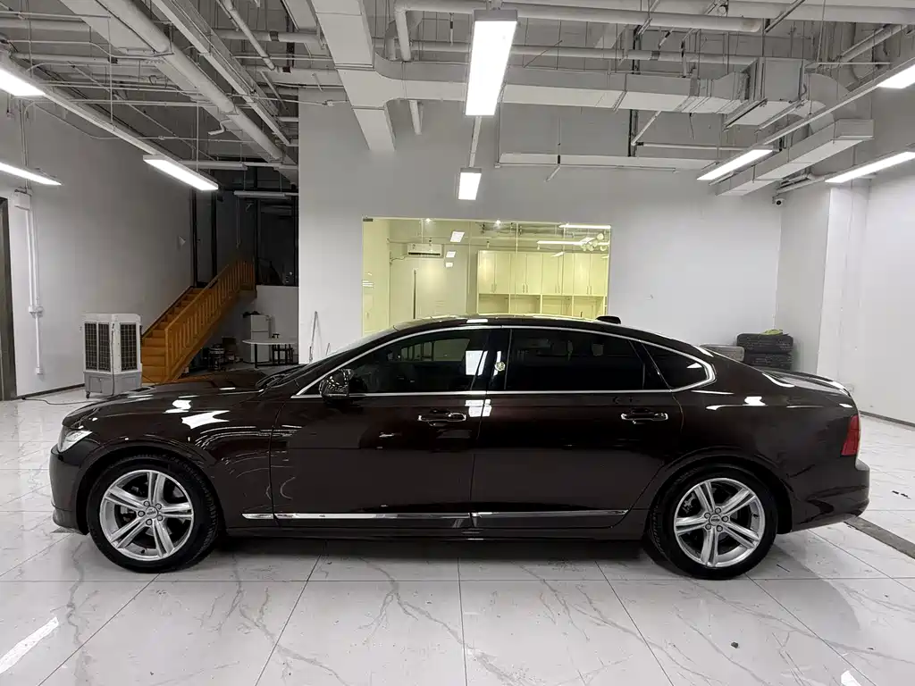 Volvo S90 2019 — фото 3