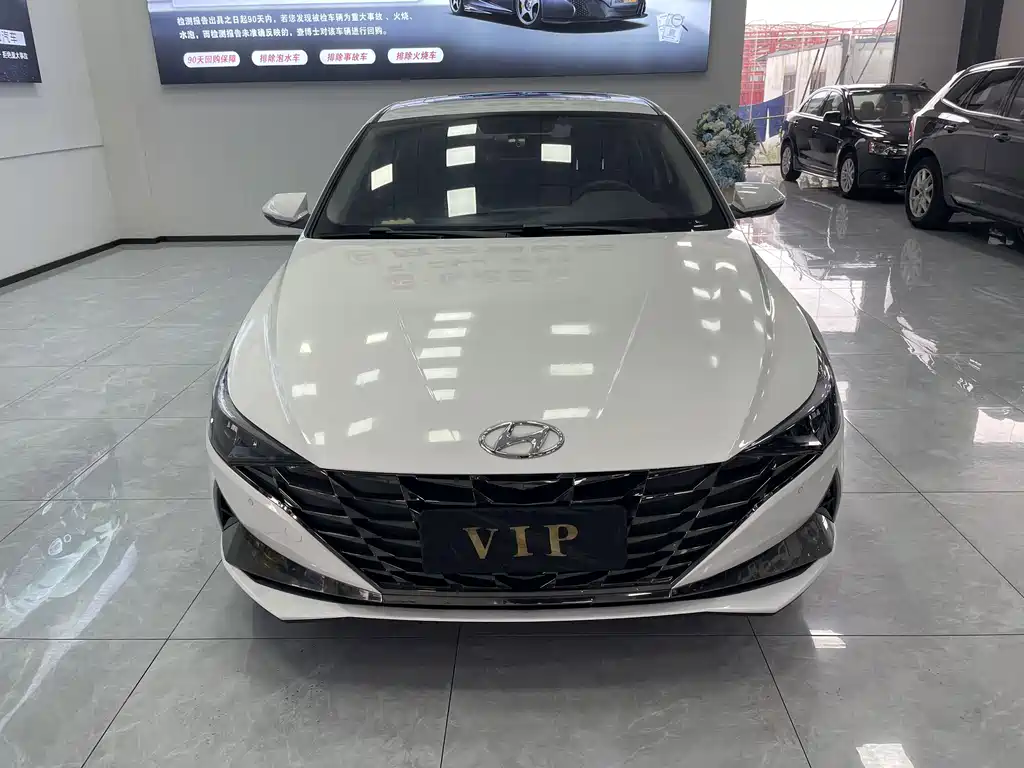 Hyundai Elantra 2021