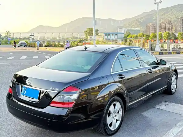 Mercedes-Benz S-Class 2008