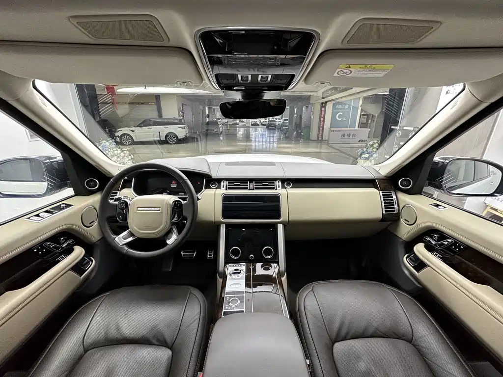 Land Rover Range Rover 2022 — фото 13