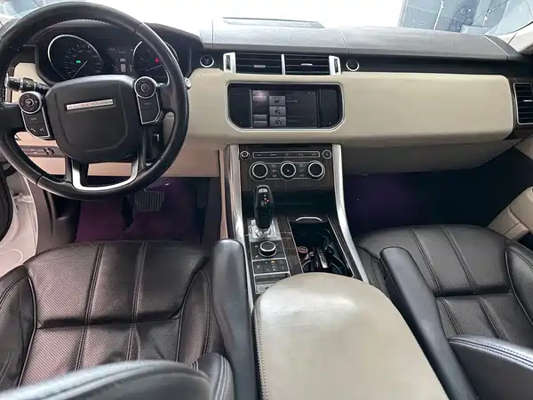 Land Rover Range Rover Sport 2015