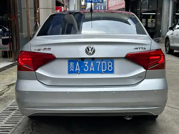 Volkswagen Jetta 2019