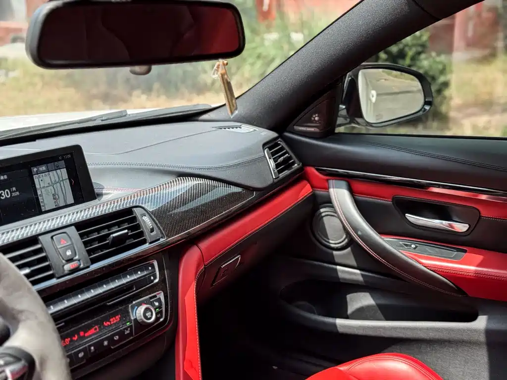 BMW M4 2016 — фото 14