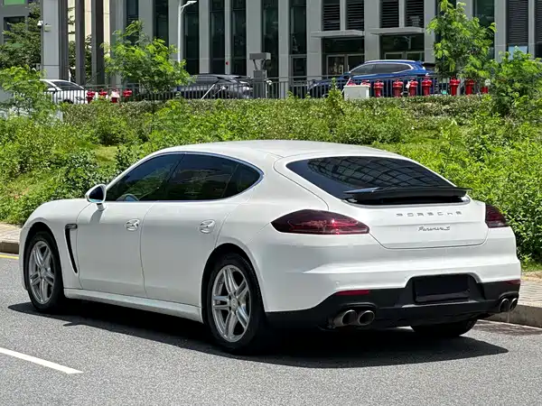 Porsche Panamera 2014