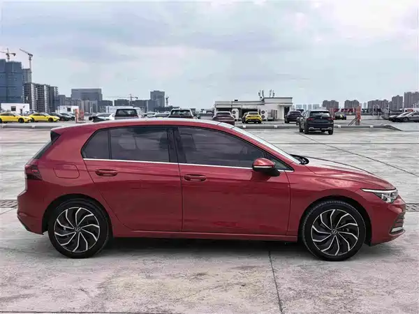 Volkswagen Golf 2020
