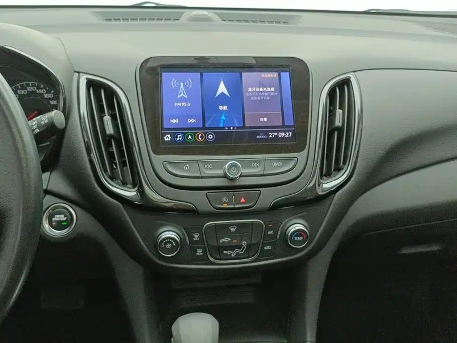 Chevrolet Equinox 2022 — фото 13