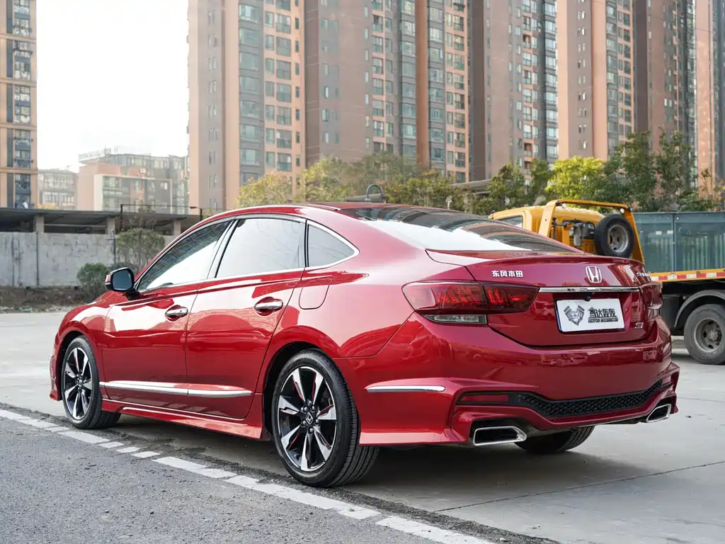 Honda Spirior 2015 — фото 4