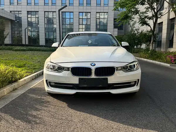 BMW 3 Series 2015