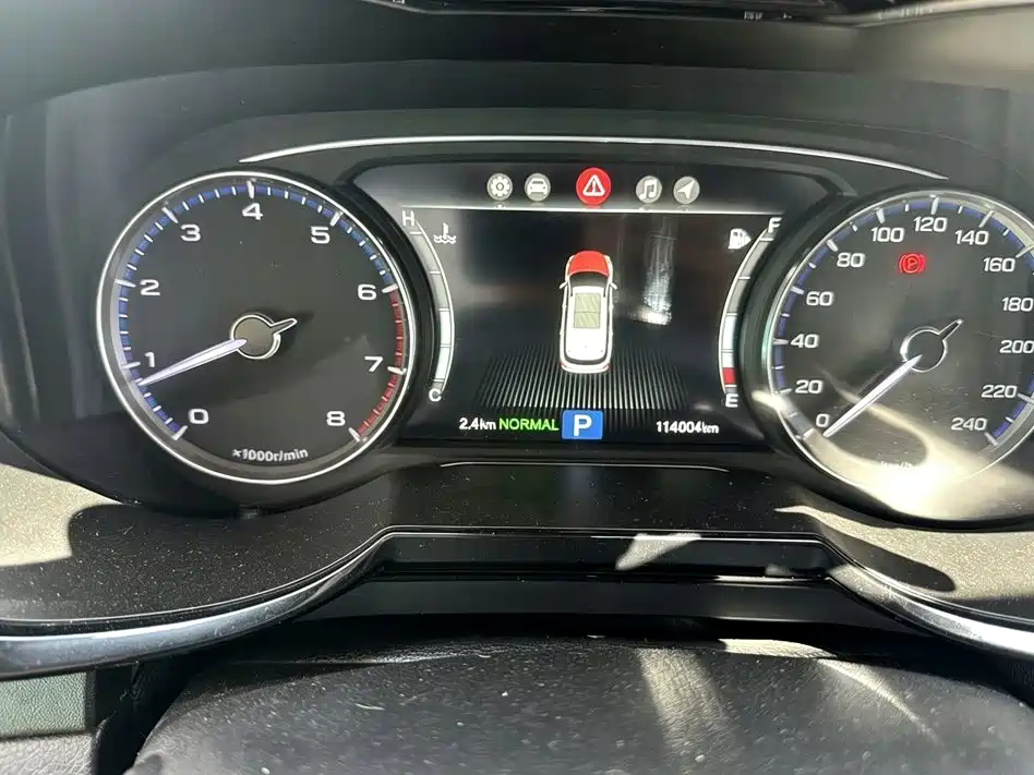 GAC Motor Trumpchi GS7 2019 — фото 12
