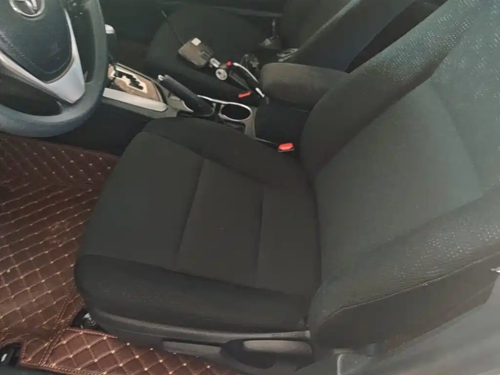 Toyota Corolla 2019 — фото 15