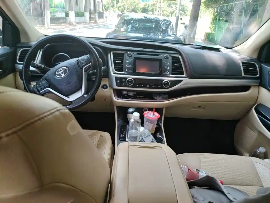 Toyota Highlander 2017