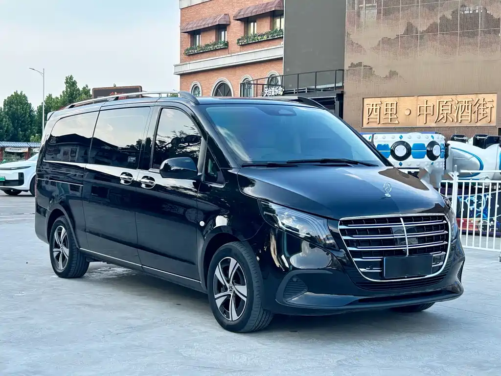 Mercedes-Benz Vito 2025 — фото 3