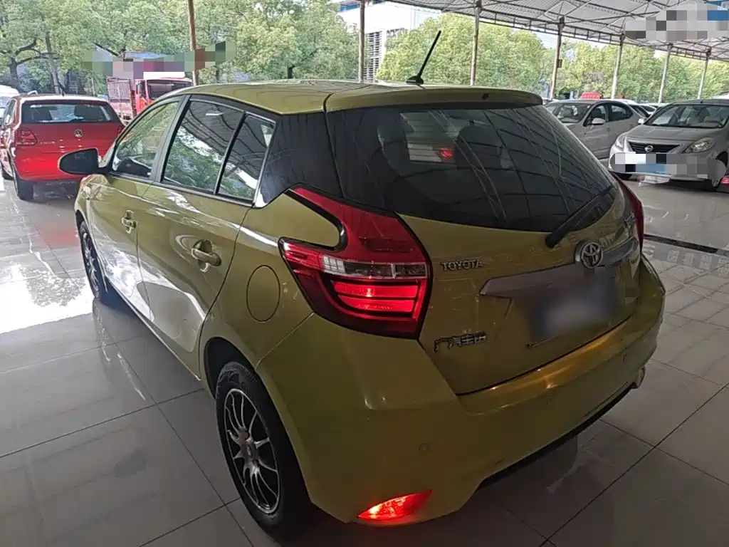 Toyota Yaris L 2017