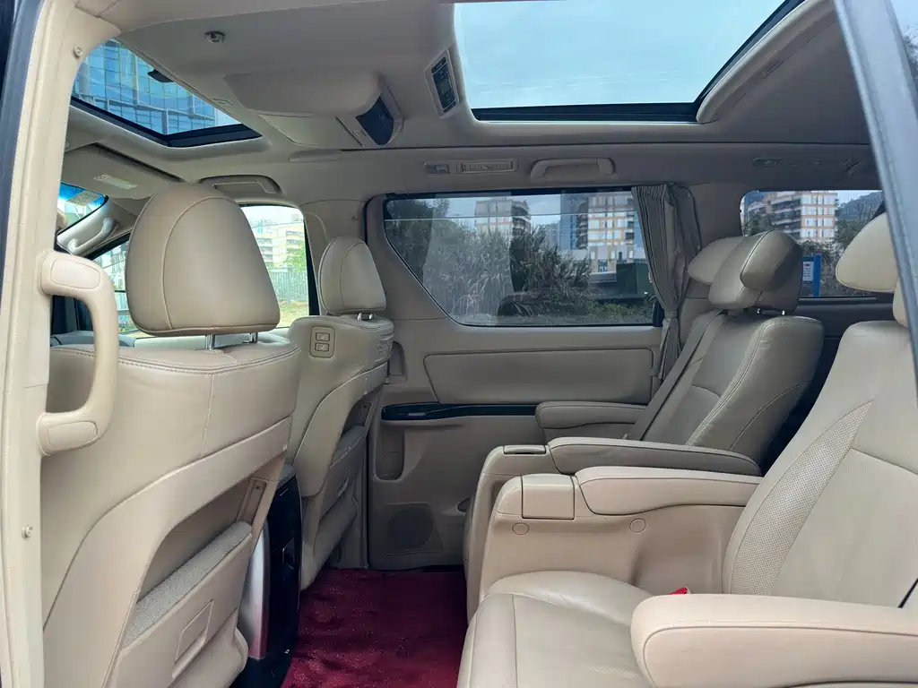 Toyota Alphard 2015 — фото 9