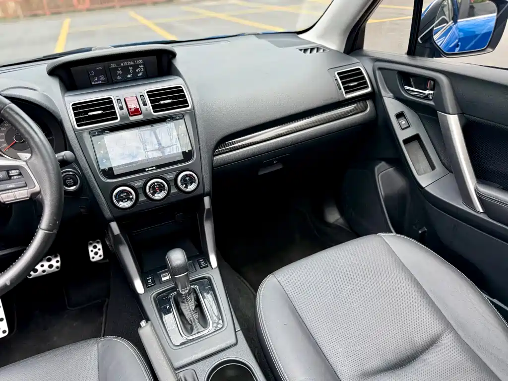 Subaru Forester 2015 — фото 22