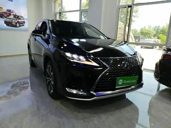 Lexus RX 2022
