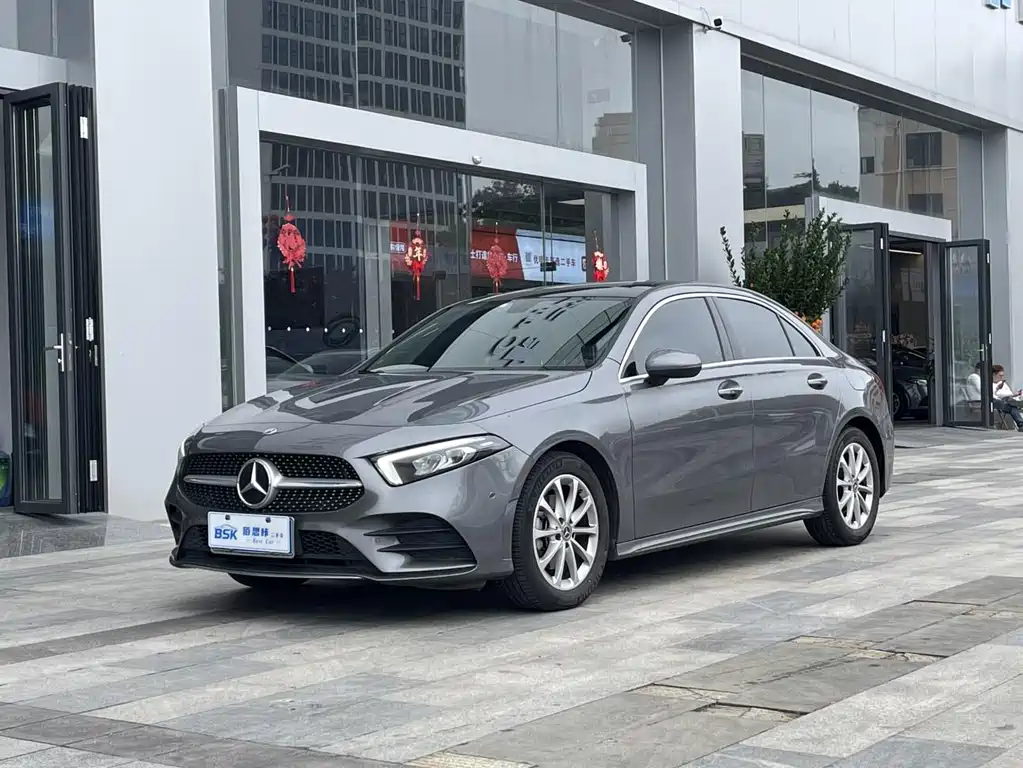 Mercedes-Benz A-Class 2021 — фото 1