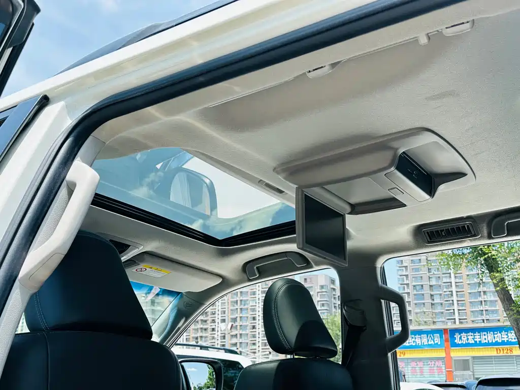 Toyota Prado 2019 — фото 14