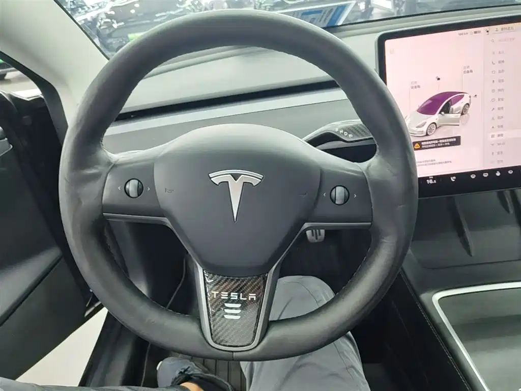 Tesla Model 3 2022 — фото 11