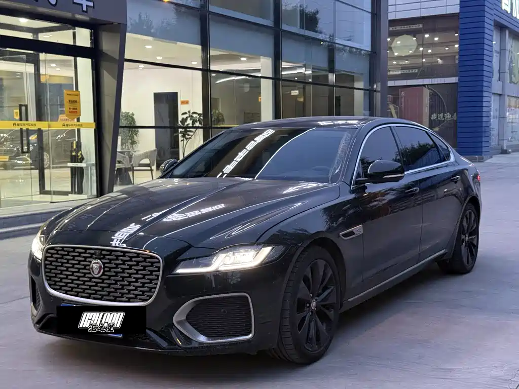 Jaguar XFL 2025