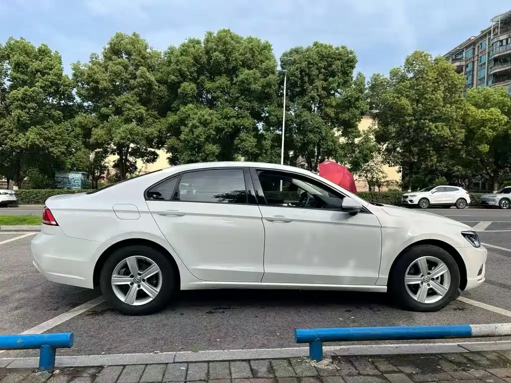Volkswagen Lamando 2016