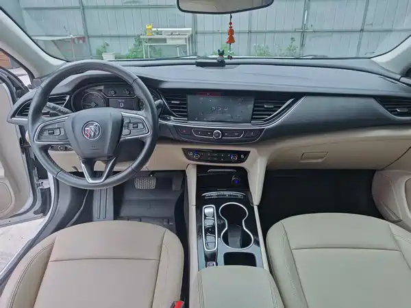 Buick Regal 2021