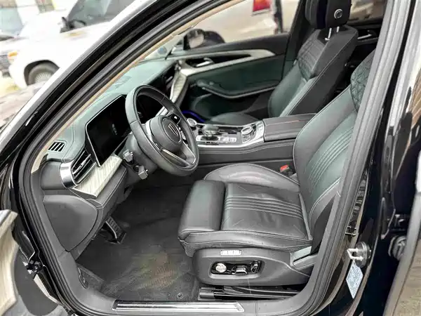 Hongqi H9 2020