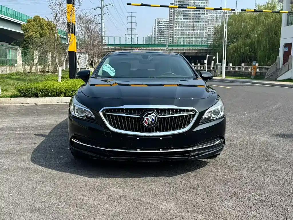 Buick LaCrosse 2016 — фото 2