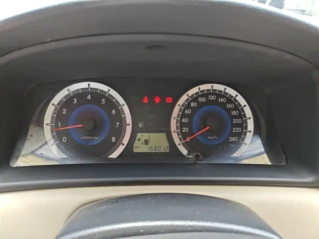 Toyota Corolla 2015 — фото 12