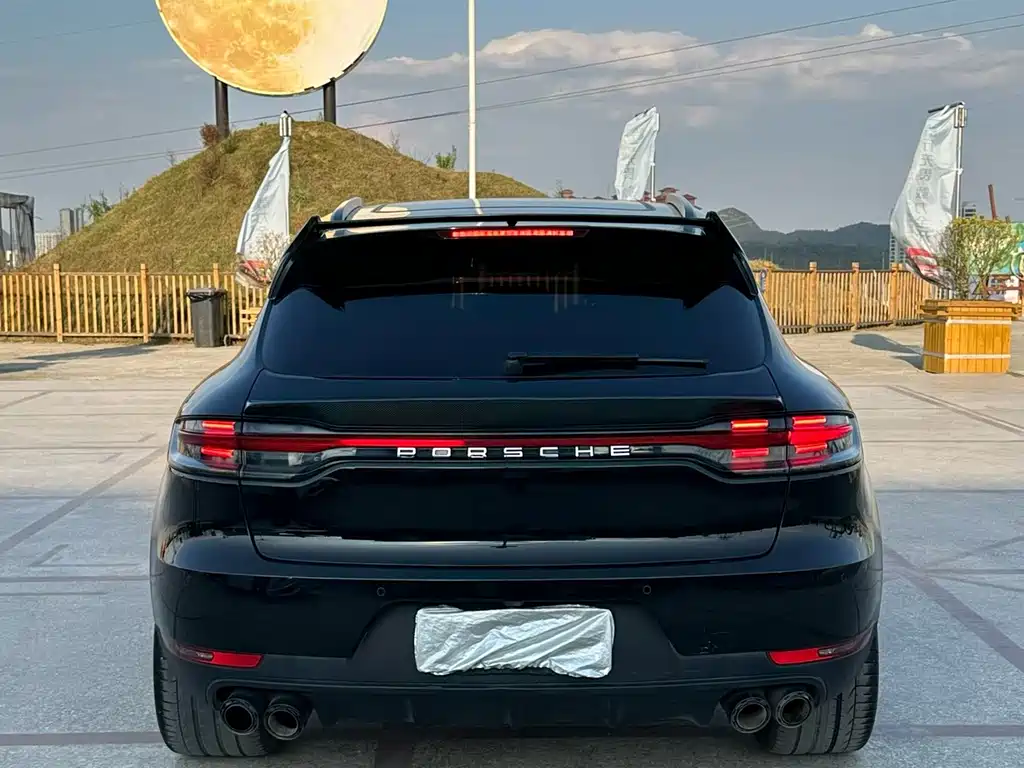 Porsche Macan 2020 — фото 9