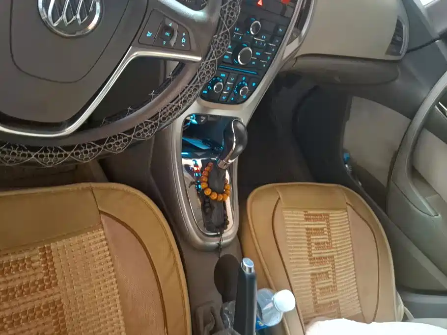 Buick Excelle GT 2015 — фото 16