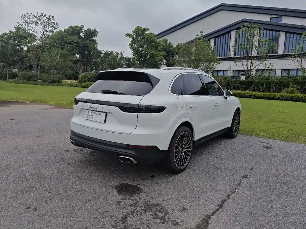 Porsche Cayenne 2019