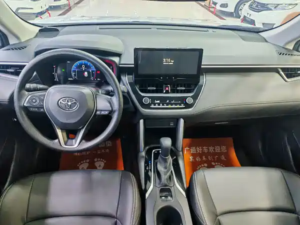 Toyota Frontlander 2024