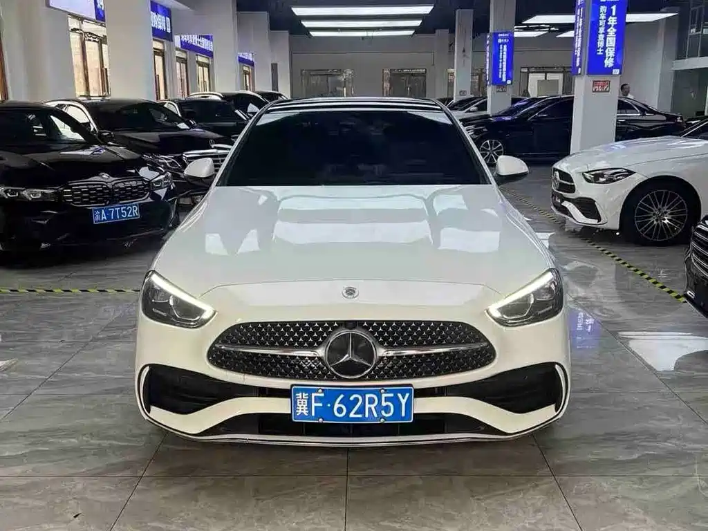 Mercedes-Benz C-Class 2022