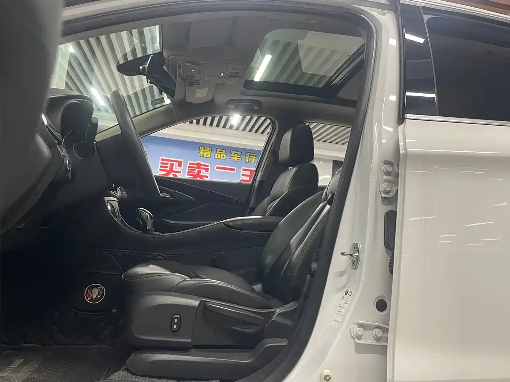 Buick Envision Plus 2020 — фото 15