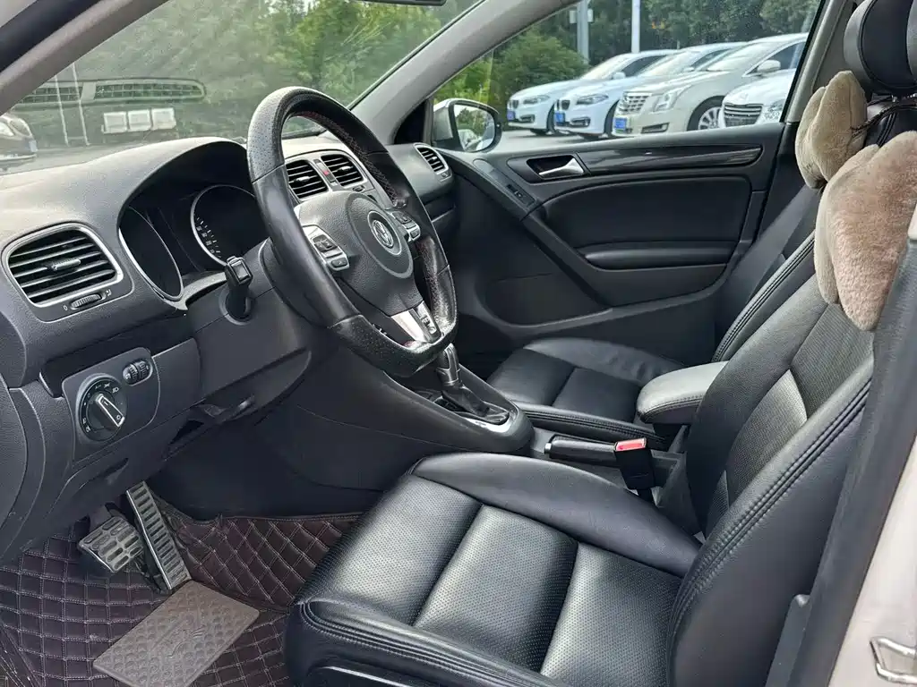 Volkswagen Golf 2014