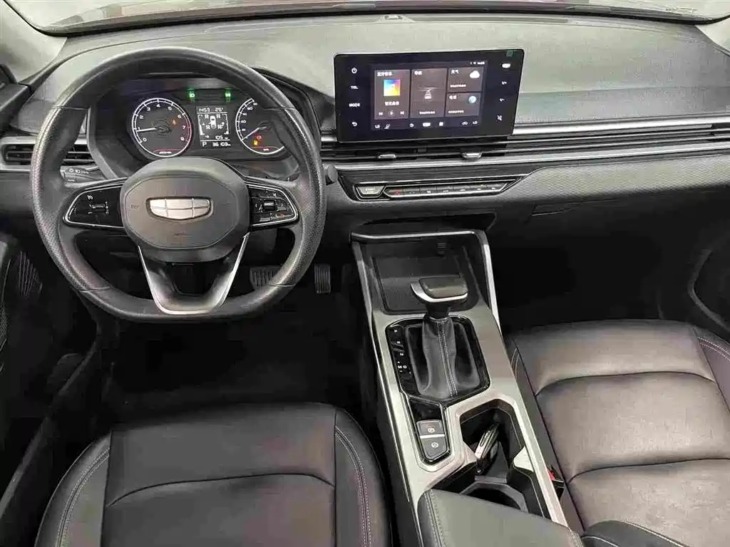 Geely Emgrand 2024 — фото 10