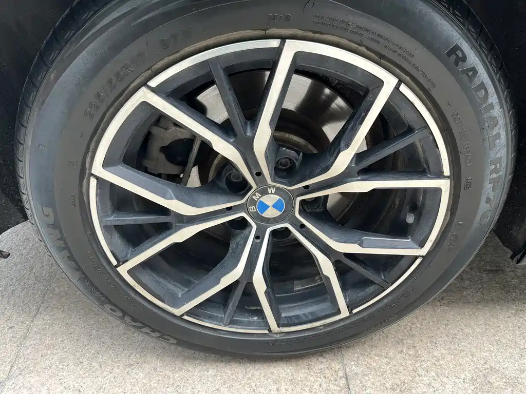 BMW 5 Series 2013 — фото 12