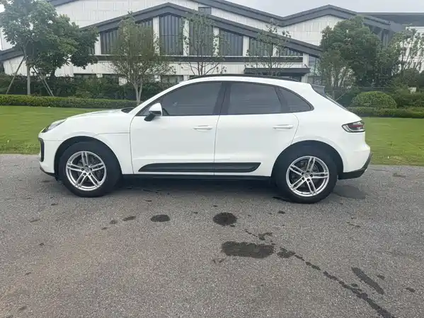 Porsche Macan 2023