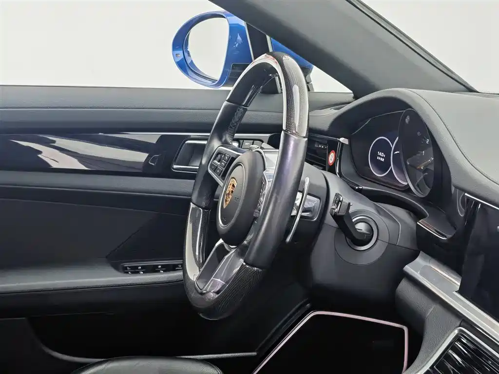 Porsche Panamera 2019 — фото 22