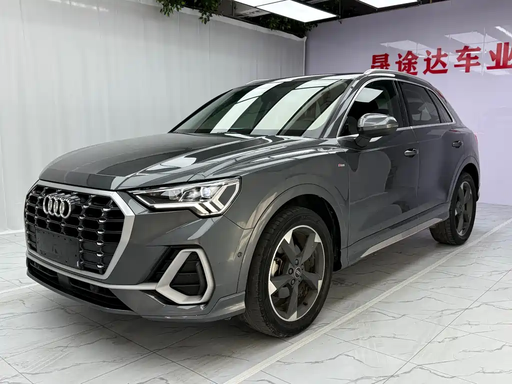 Audi Q3 2022
