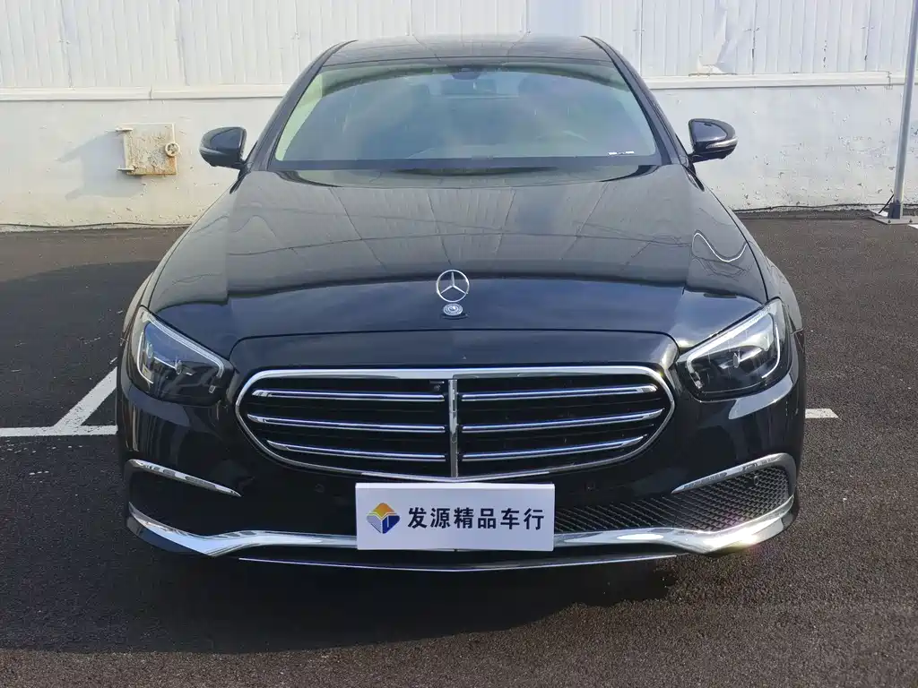 Mercedes-Benz E-Class 2023