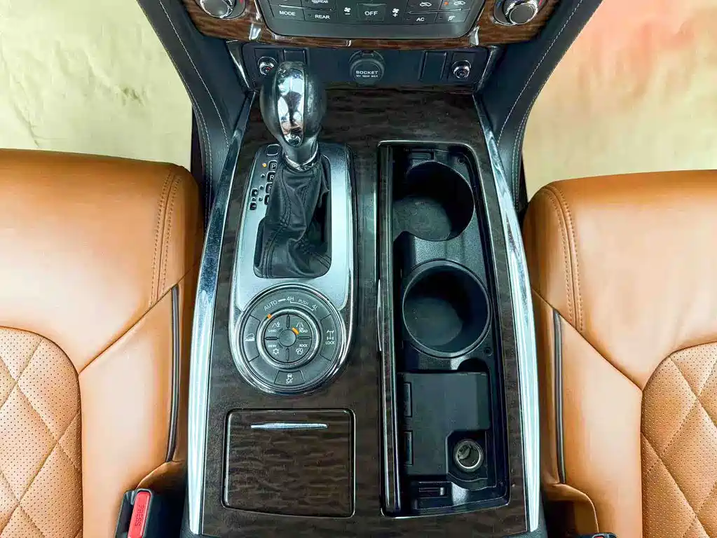 Nissan Patrol 2019 — фото 17