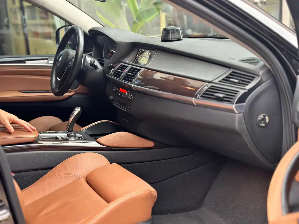 BMW X6 2014 — фото 11