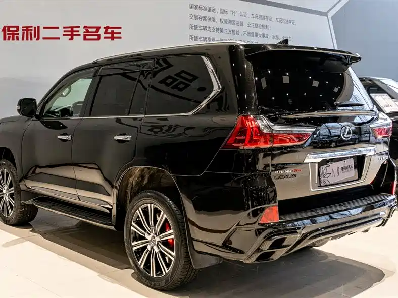 Lexus LX 2022 — фото 3