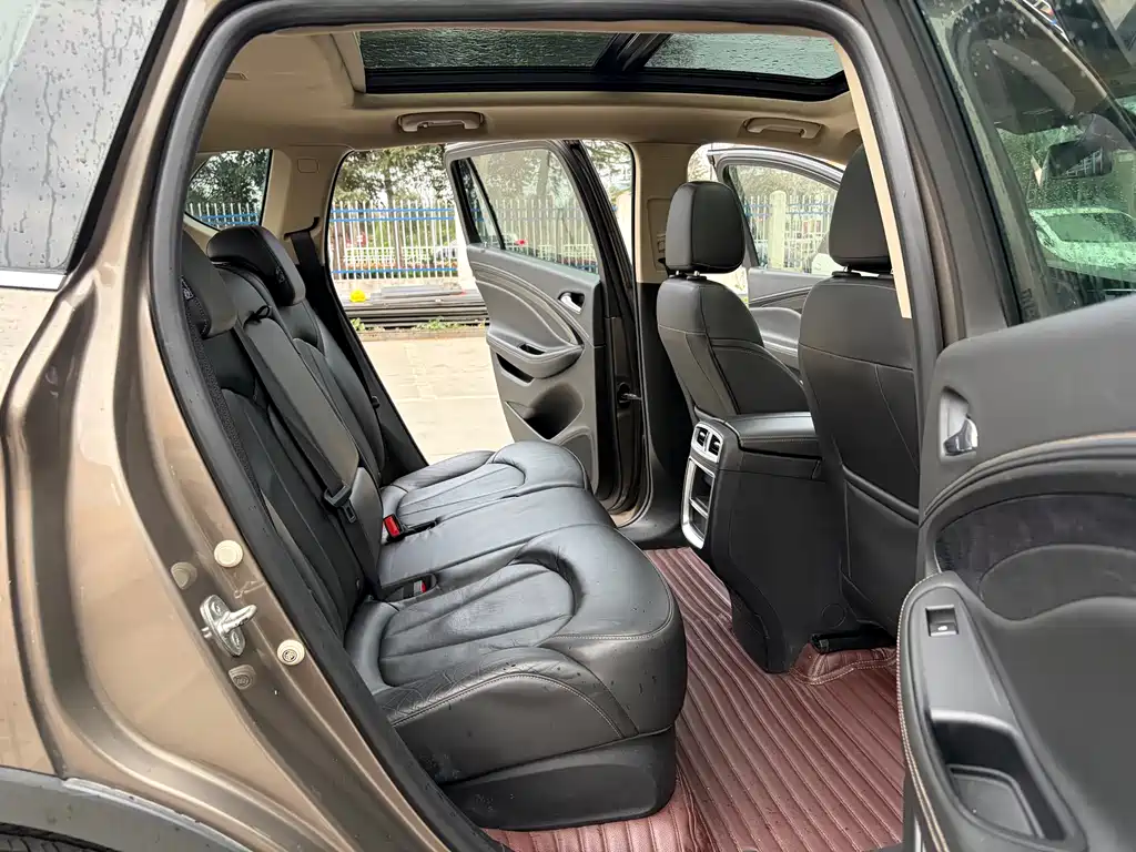 Buick Envision Plus 2016 — фото 13