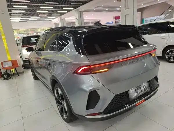 Arcfox Alpha T 2021