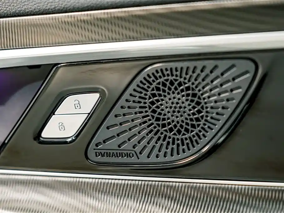 Hongqi H6 2023 — фото 15