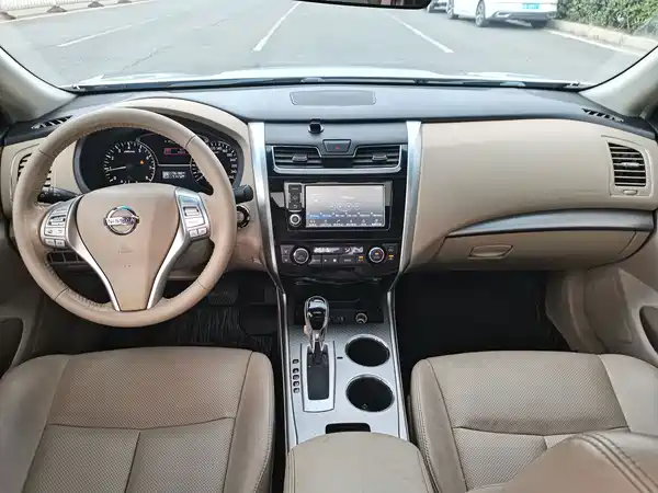 Nissan Teana 2017